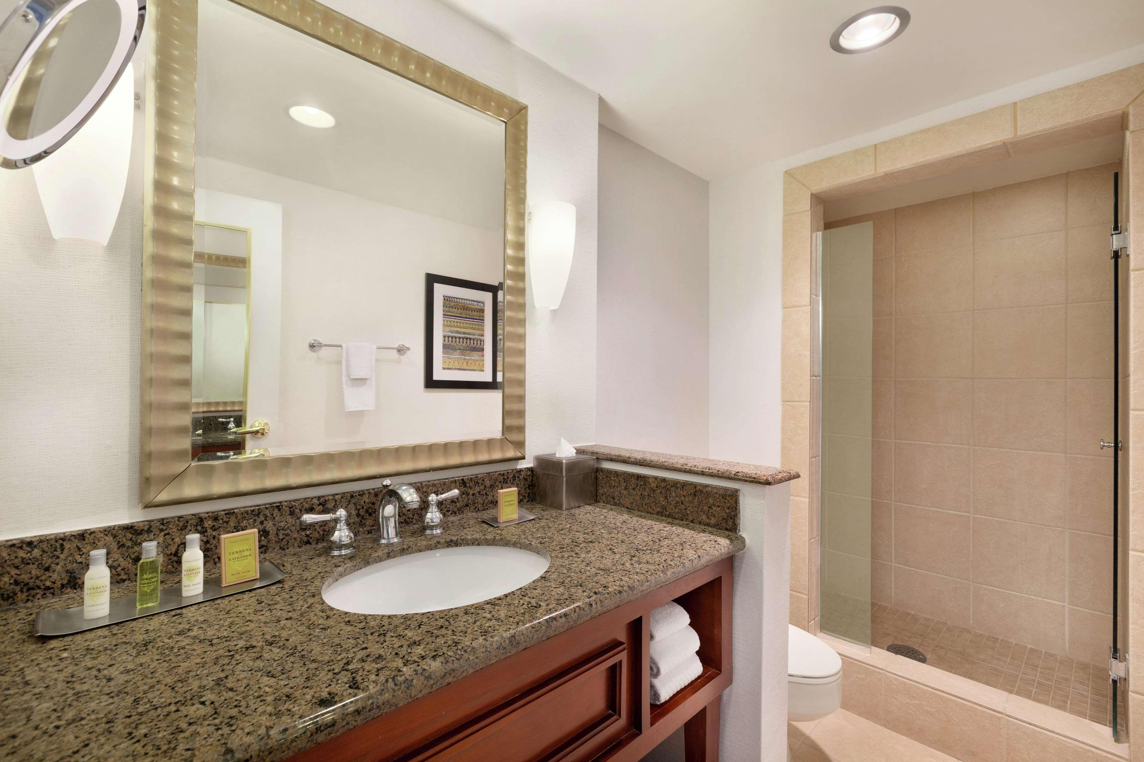 Doubletree By Hilton Hotel Albuquerque Dış mekan fotoğraf