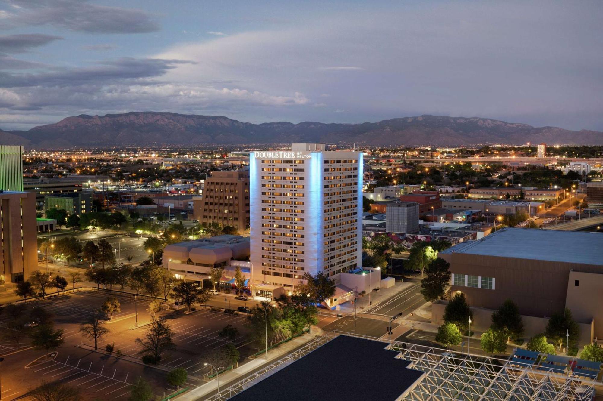 Doubletree By Hilton Hotel Albuquerque Dış mekan fotoğraf