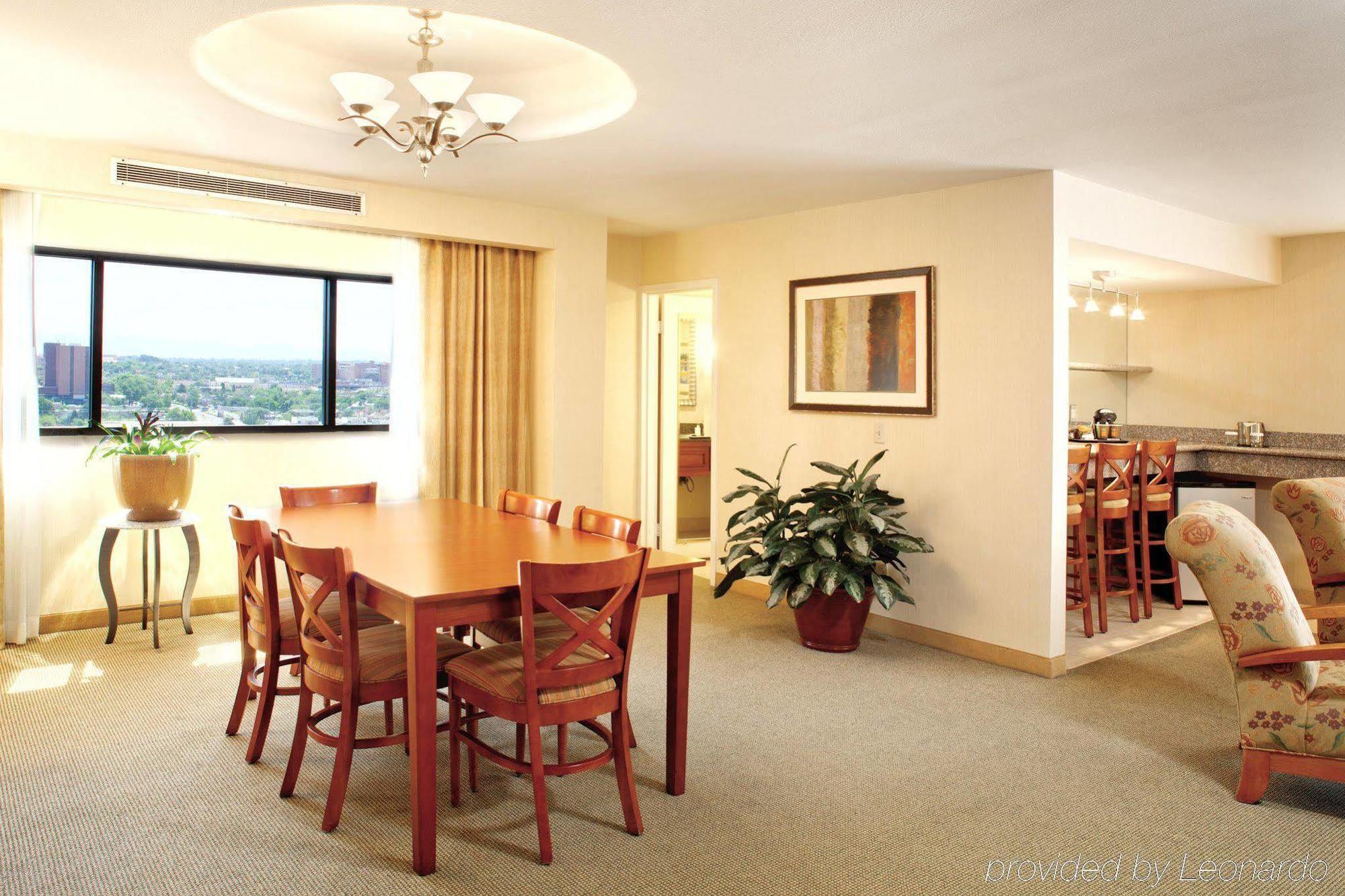 Doubletree By Hilton Hotel Albuquerque Oda fotoğraf