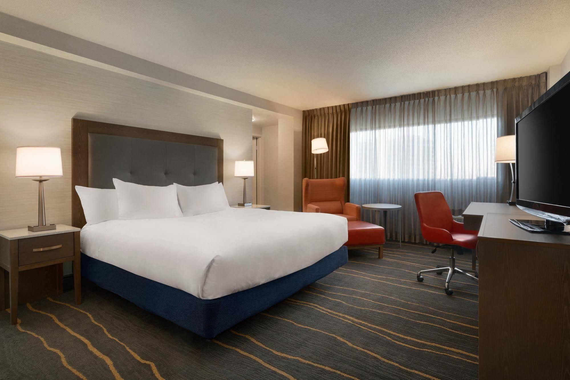 Doubletree By Hilton Hotel Albuquerque Dış mekan fotoğraf